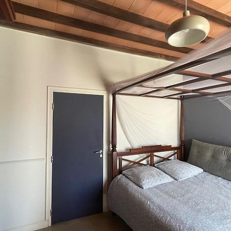 Magnifique gîte au coeur d'une truffière Le Garn Extérieur photo